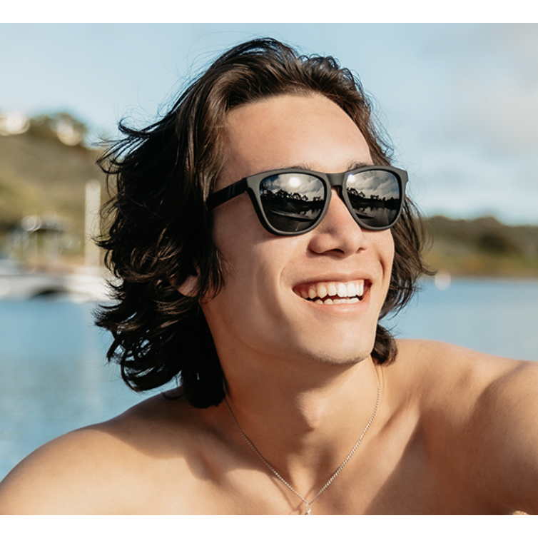 Blenders Polarized Tide Runner Sunglasses